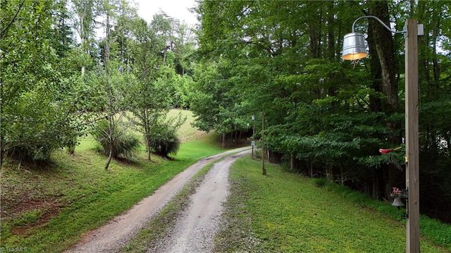 887 Bryan Road, Westfield, NC 27053