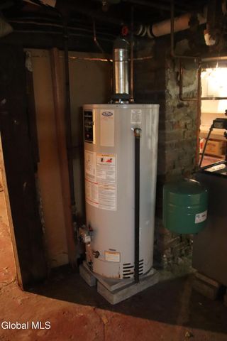 21 Tremont Street, Albany, NY 12205