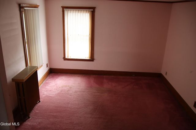 21 Tremont Street, Albany, NY 12205