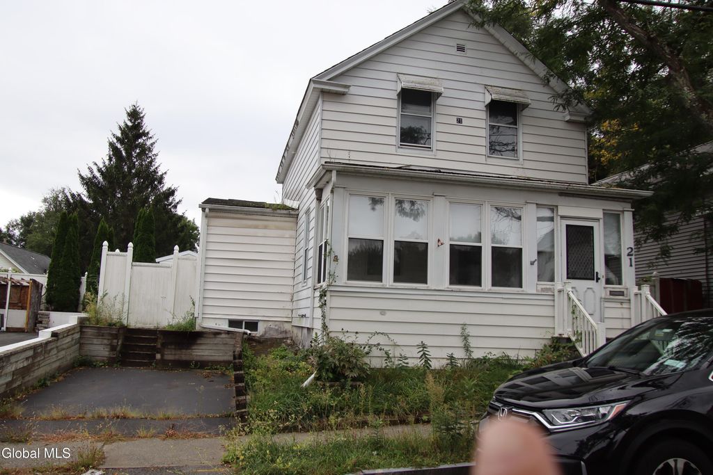 21 Tremont Street, Albany, NY 12205