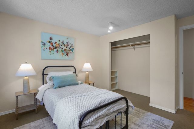3811 SW Orchard Street, Seattle, WA 98126