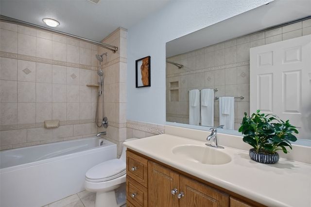 3811 SW Orchard Street, Seattle, WA 98126