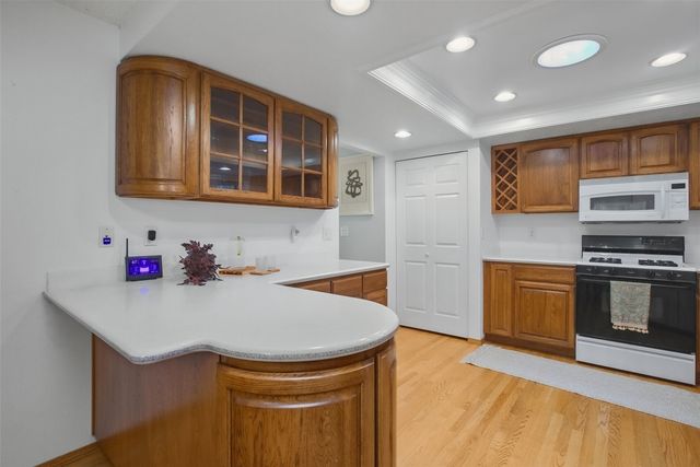 3811 SW Orchard Street, Seattle, WA 98126