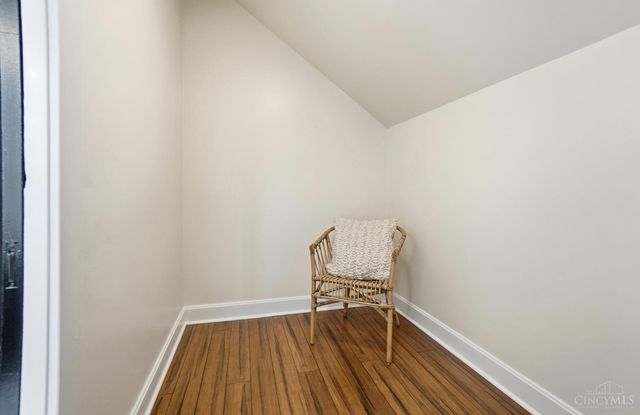 6610 Hudson Parkway, Amberley, OH 45213