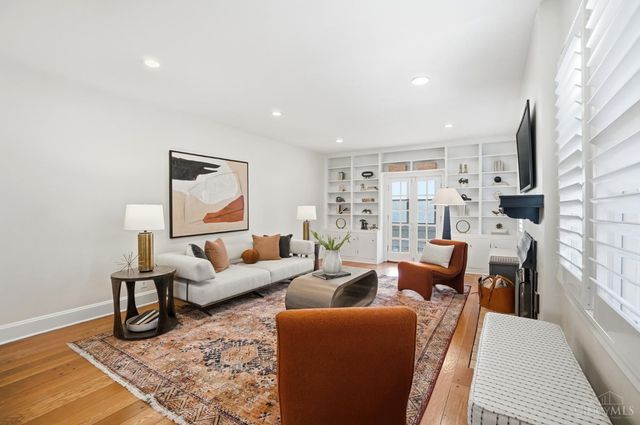 6610 Hudson Parkway, Amberley, OH 45213