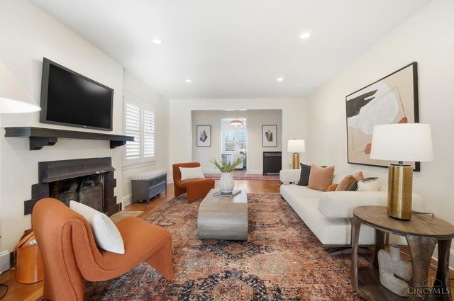 6610 Hudson Parkway, Amberley, OH 45213