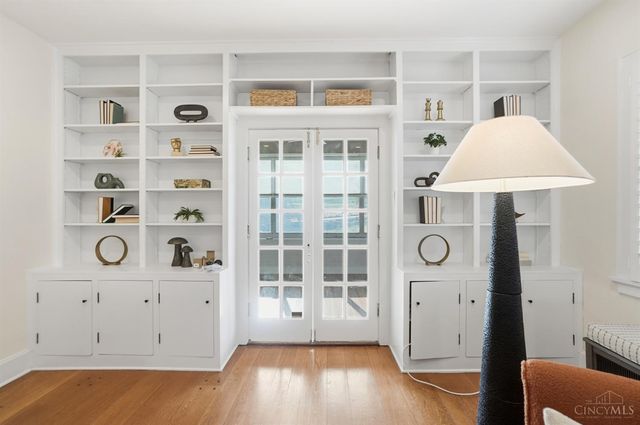 6610 Hudson Parkway, Amberley, OH 45213