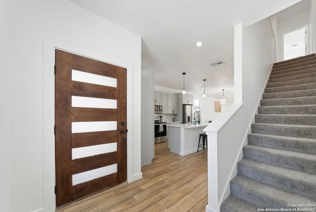 104 LAMM, San Antonio, TX 78204
