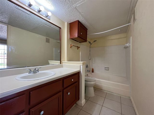 12400 Overbrook Lane 43C, Houston, TX 77077