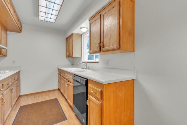 3028 Merrimac St, Carmichael, CA 95608