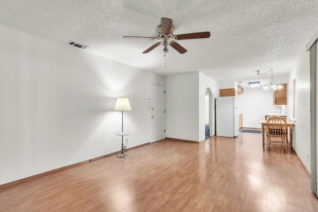3028 Merrimac St, Carmichael, CA 95608