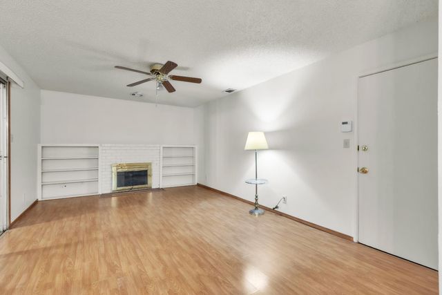 3028 Merrimac St, Carmichael, CA 95608