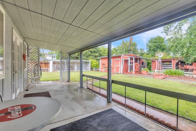 3028 Merrimac St, Carmichael, CA 95608