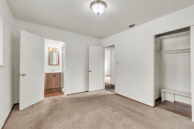 3028 Merrimac St, Carmichael, CA 95608