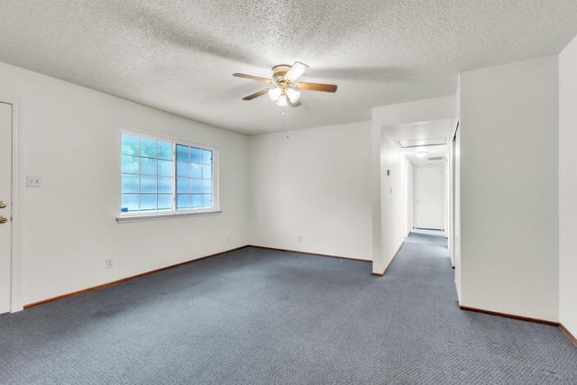 3028 Merrimac St, Carmichael, CA 95608