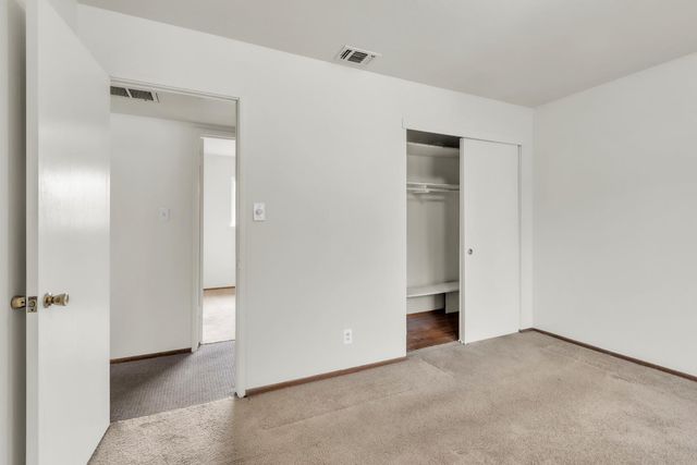 3028 Merrimac St, Carmichael, CA 95608