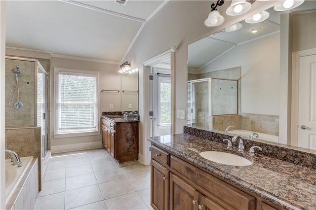 5885 Vista Brook Drive, Suwanee, GA 30024