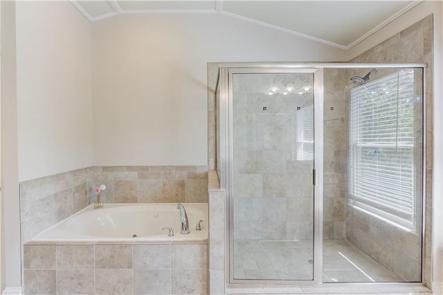 5885 Vista Brook Drive, Suwanee, GA 30024