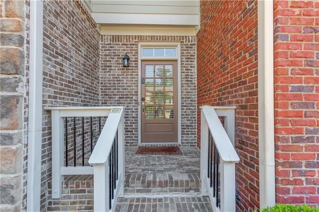 5885 Vista Brook Drive, Suwanee, GA 30024