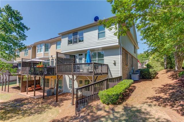 5885 Vista Brook Drive, Suwanee, GA 30024