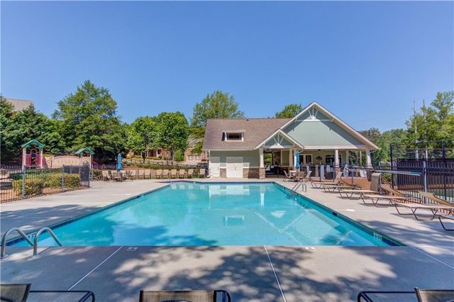5885 Vista Brook Drive, Suwanee, GA 30024