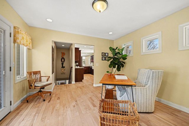 4713 Fairhills Road W, Minnetonka, MN 55345