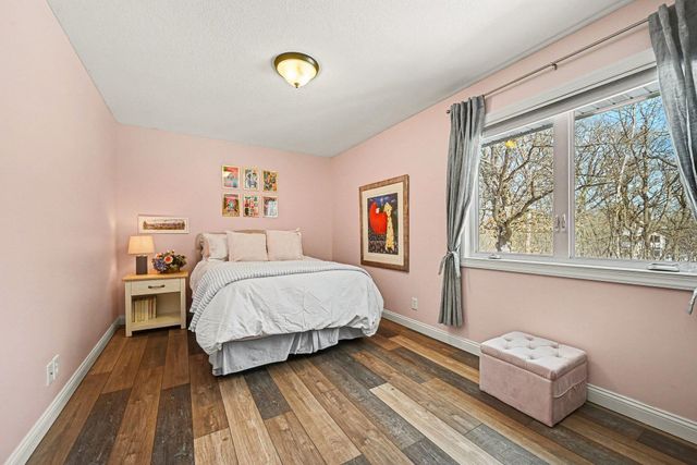 4713 Fairhills Road W, Minnetonka, MN 55345