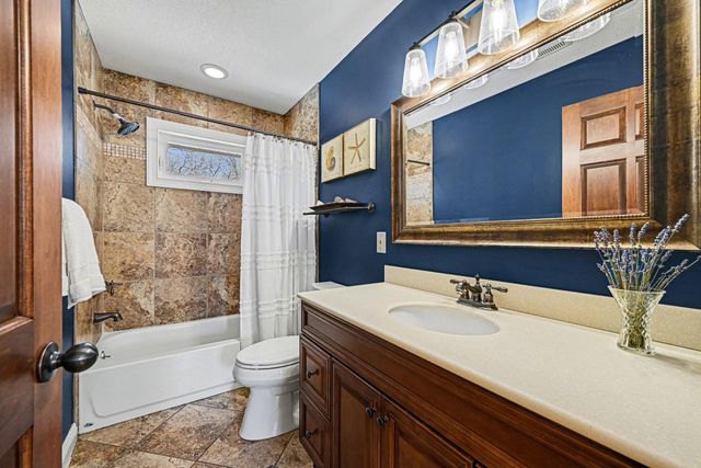 4713 Fairhills Road W, Minnetonka, MN 55345