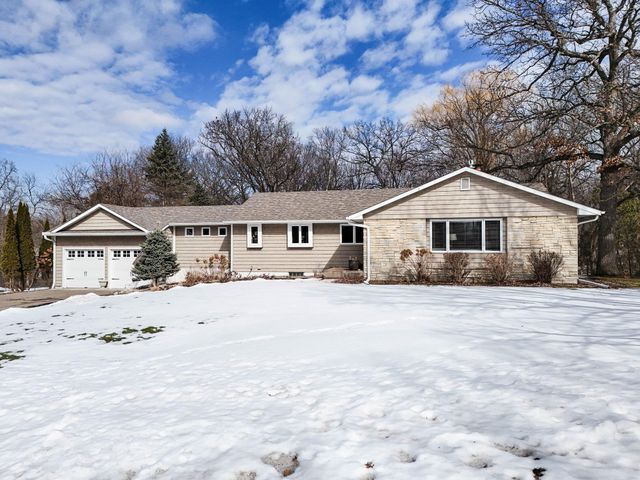 4713 Fairhills Road W, Minnetonka, MN 55345