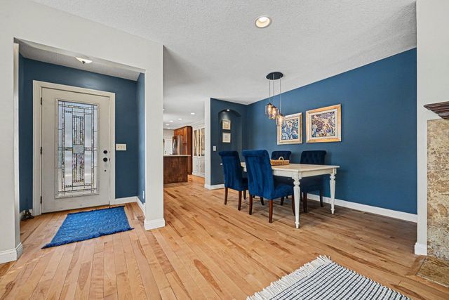 4713 Fairhills Road W, Minnetonka, MN 55345