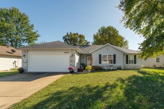 4662 West University Street, Springfield, MO 65802