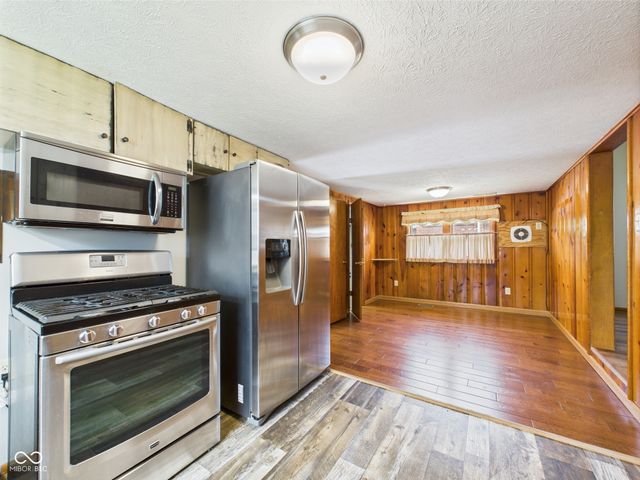 238 Jefferson Street, Pendleton, IN 46064
