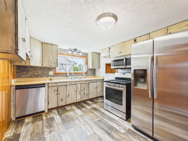 238 Jefferson Street, Pendleton, IN 46064