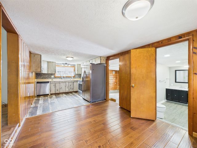 238 Jefferson Street, Pendleton, IN 46064