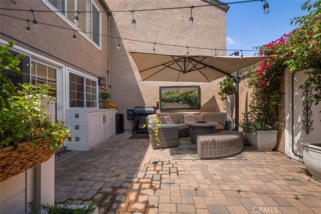 10942 Pebble Court, Fountain Valley, CA 92708