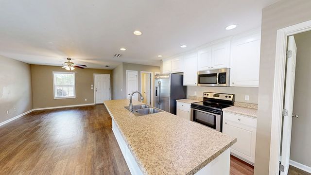 2300 Middleton Road, Dothan, AL 36301