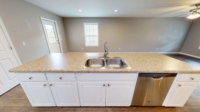 2300 Middleton Road, Dothan, AL 36301