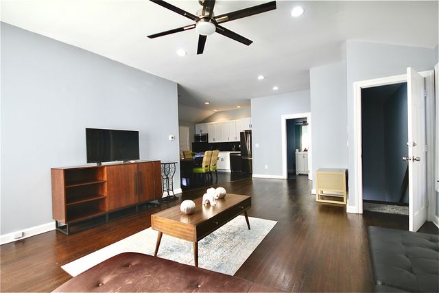 106A Comstock Hill Avenue, Norwalk, CT 06850