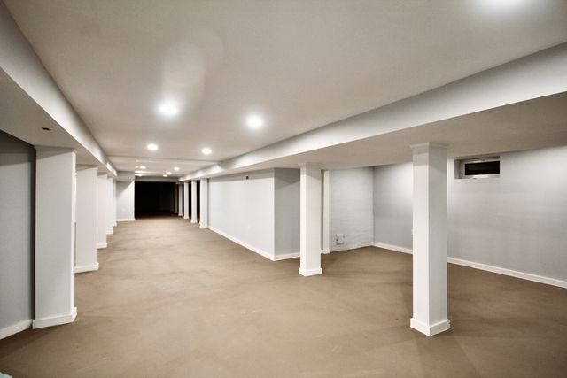 106A Comstock Hill Avenue, Norwalk, CT 06850