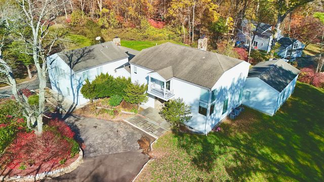 106A Comstock Hill Avenue, Norwalk, CT 06850