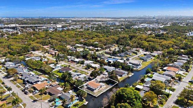 2731 SW 19th Street, Fort Lauderdale, FL 33312