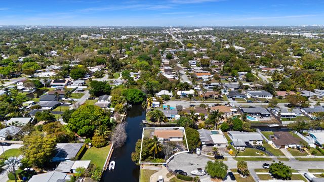 2731 SW 19th Street, Fort Lauderdale, FL 33312