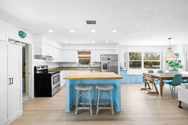 2731 SW 19th Street, Fort Lauderdale, FL 33312