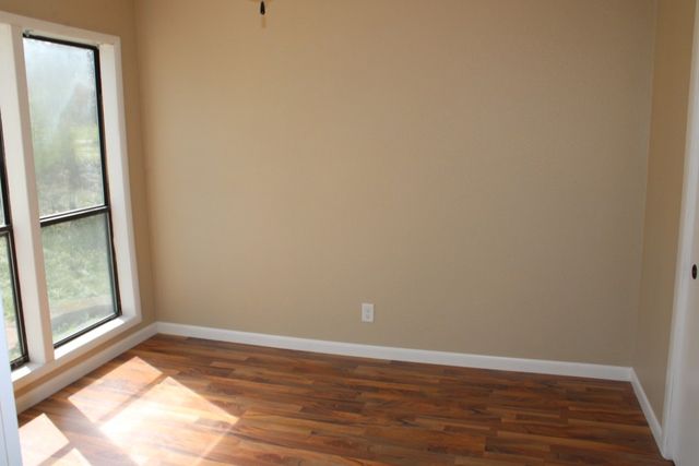 305 E South Avenue, Harrison, AR 72601