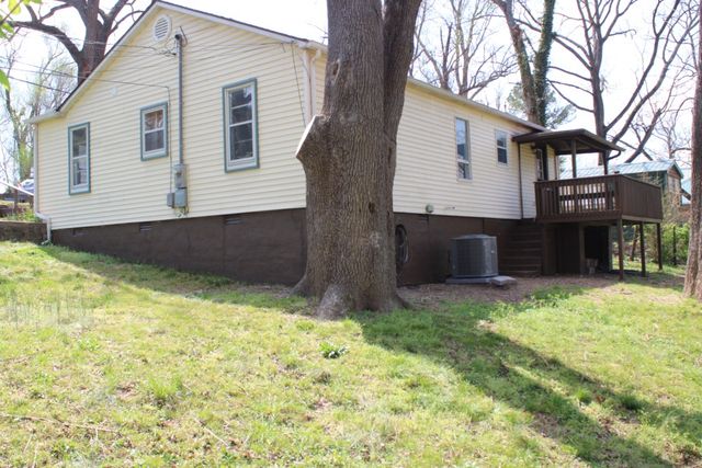 305 E South Avenue, Harrison, AR 72601