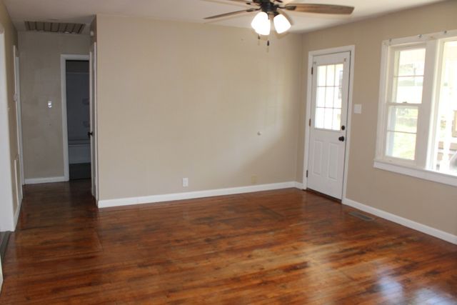 305 E South Avenue, Harrison, AR 72601