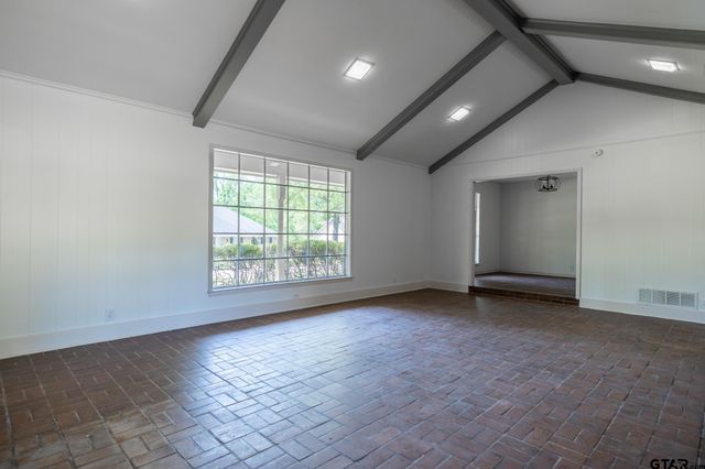 1116 Kingspark Dr., Tyler, TX 75703