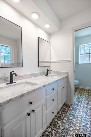 1116 Kingspark Dr., Tyler, TX 75703