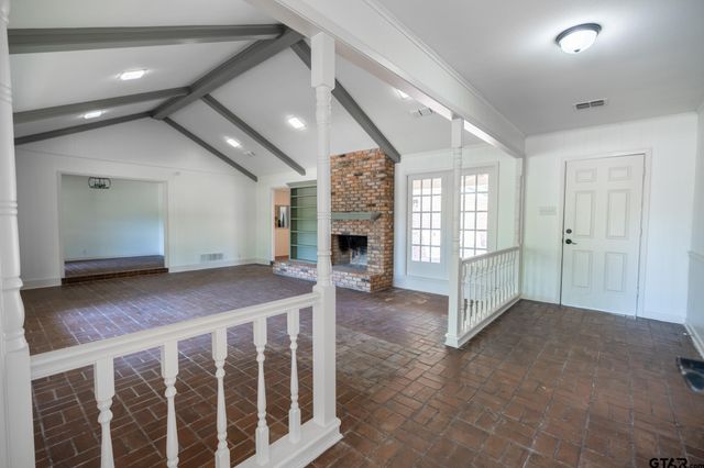 1116 Kingspark Dr., Tyler, TX 75703