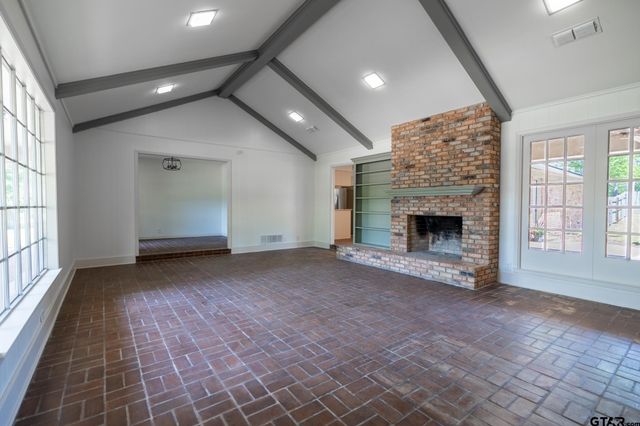 1116 Kingspark Dr., Tyler, TX 75703